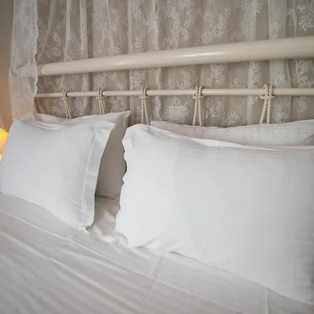 Aparthotel Saga 3*