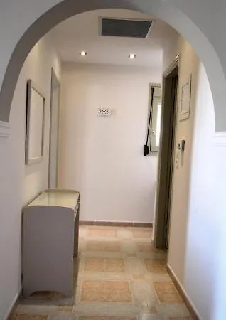 Aparthotel Saga 3*